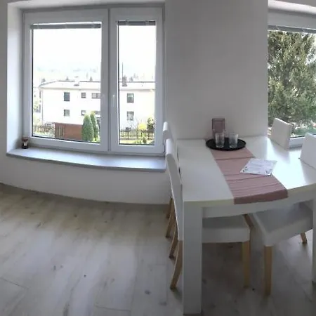 Soukromy Pokoj S Kuchyni A Koupelnou V Radovce Nove Mesto na Morave Exterior photo
