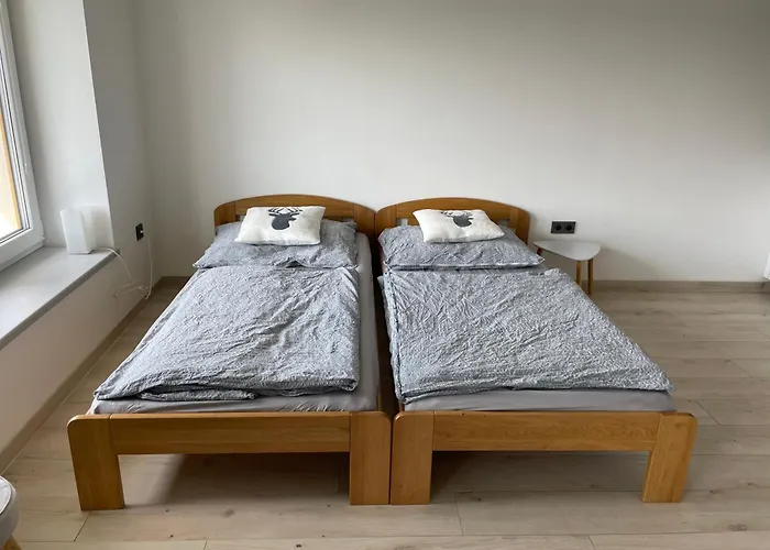 Soukromy Pokoj S Kuchyni A Koupelnou V Radovce